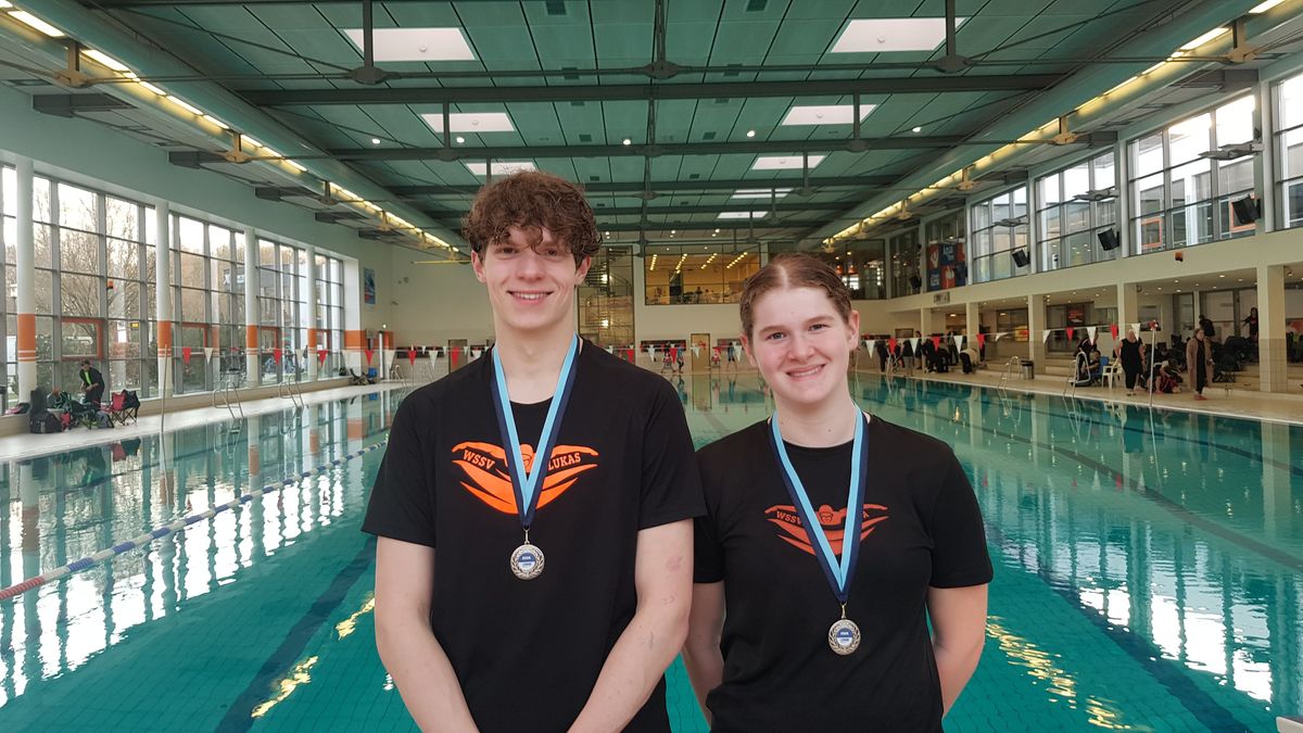 Foto, von links: Lukas Angermeyer und Lina Tönnies. Fotografin: Garnet Thomßen.